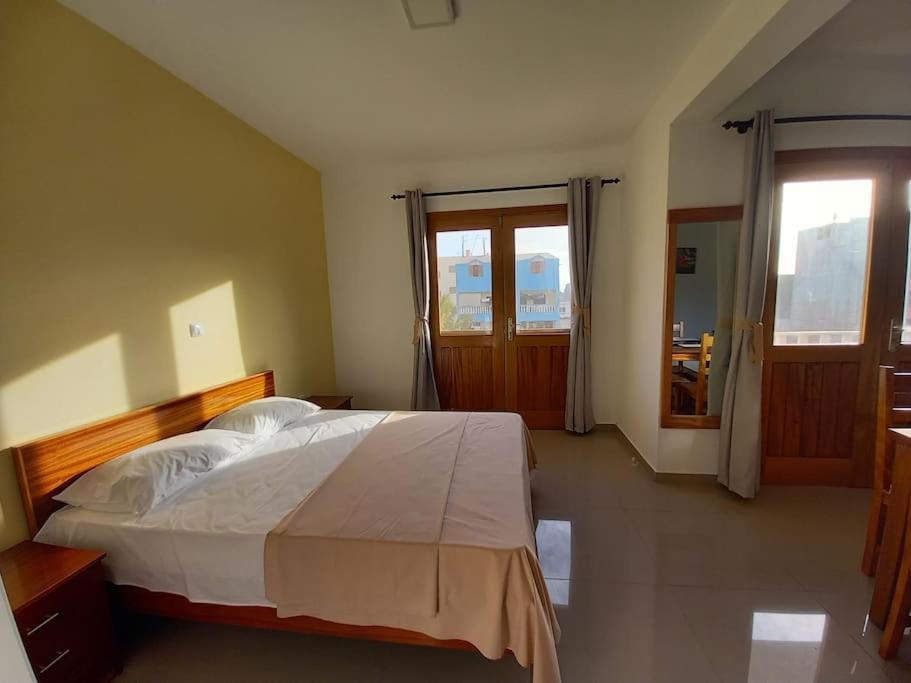 One Cozy Bedroom - Studio In Santa Maria Kültér fotó